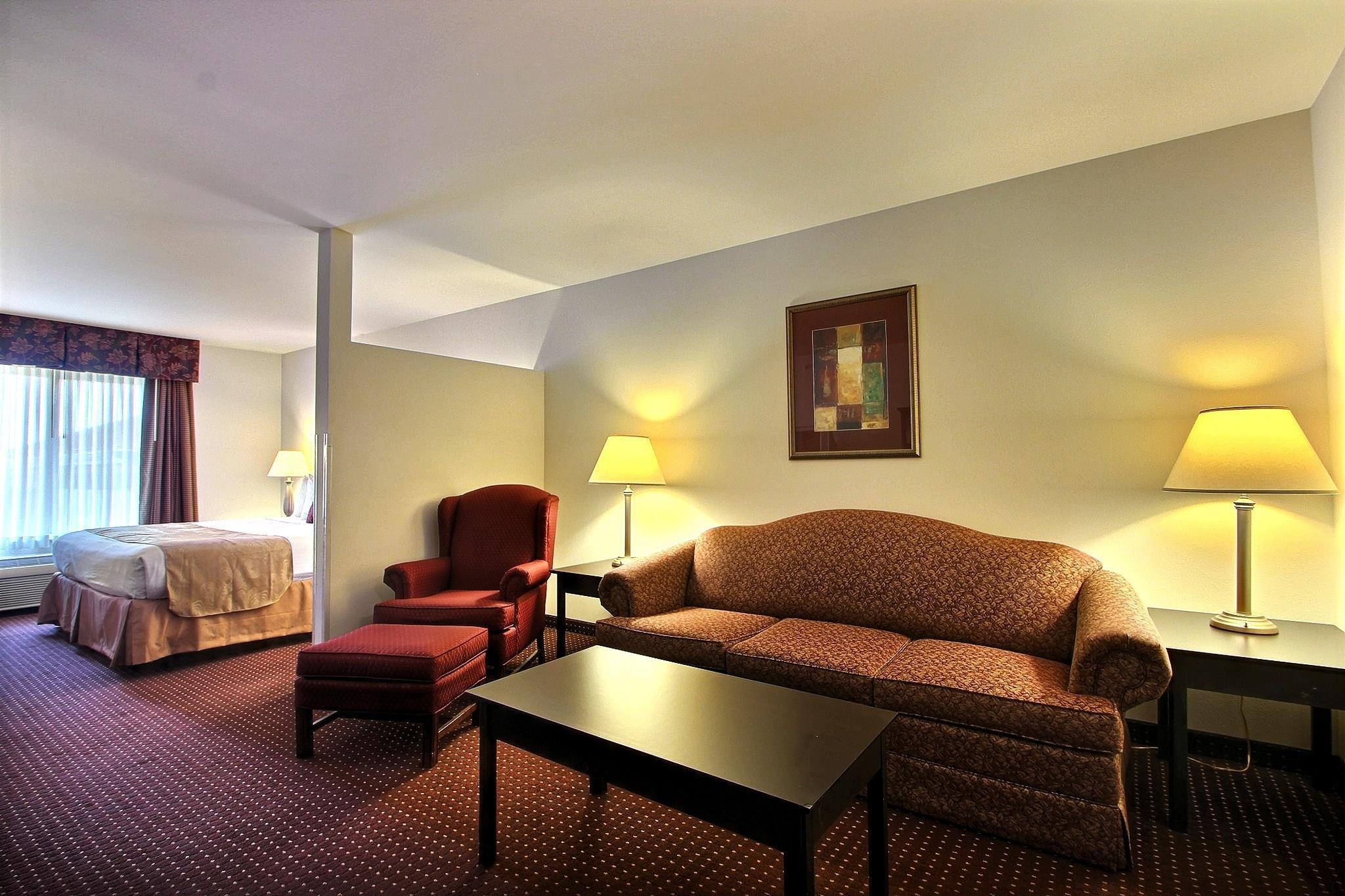 Best Western Legacy Inn & Suites Beloit/South Beloit Bagian luar foto